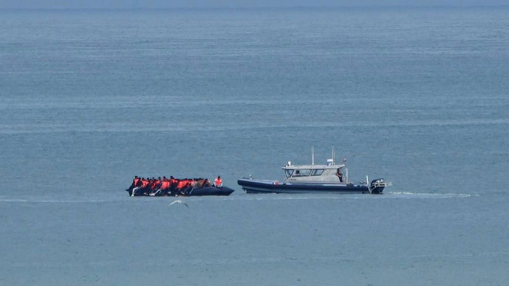 Royaume-Uni fait pression sur la France pour réprimer les petits passages à pied