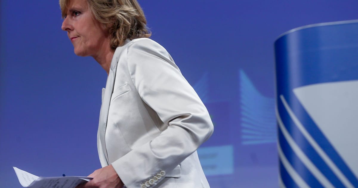 `` Ils devraient avoir honte '': le rétro-glissement vert est en train de détruire l'Europe, le premier chef du climat de l'UE prévient