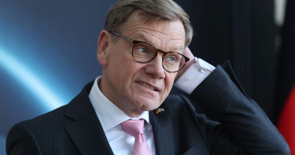 L'Allemagne est probablement trop étirée pour fournir des troupes à l'Ukraine, dit le ministre des Affaires étrangères