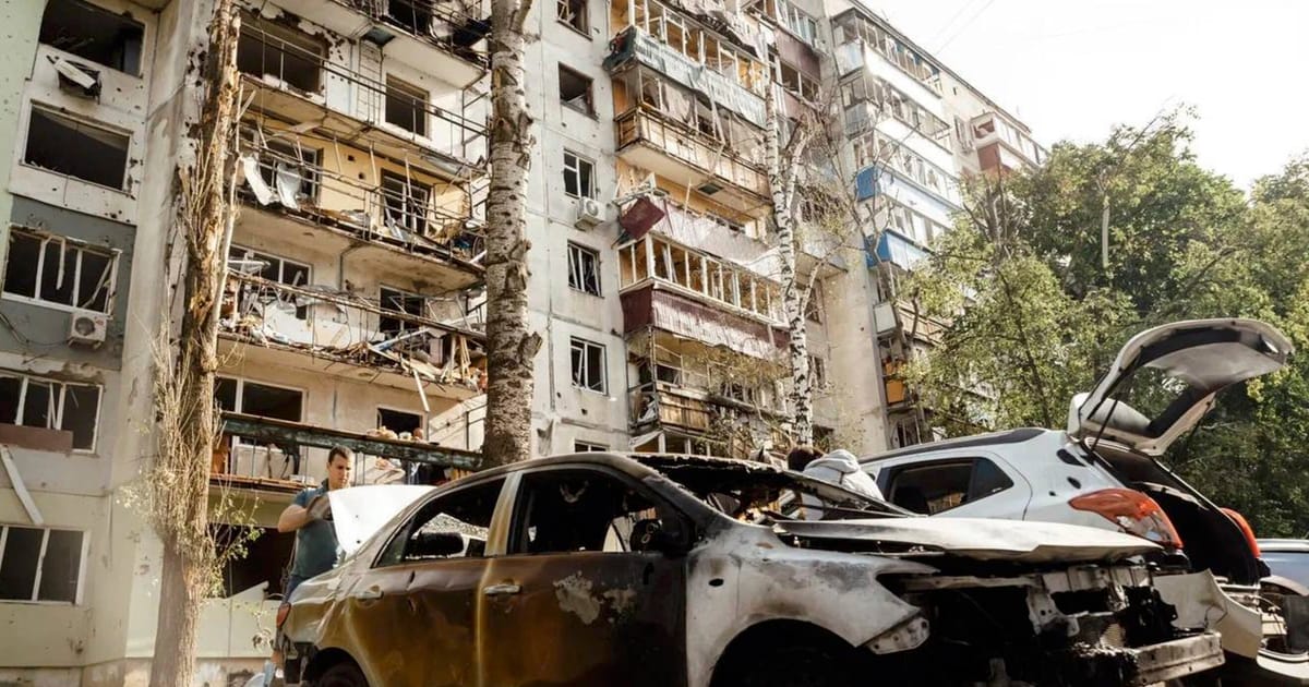 La Russie bombarde Ukraine avant le sommet de Trump-Zelenskyy