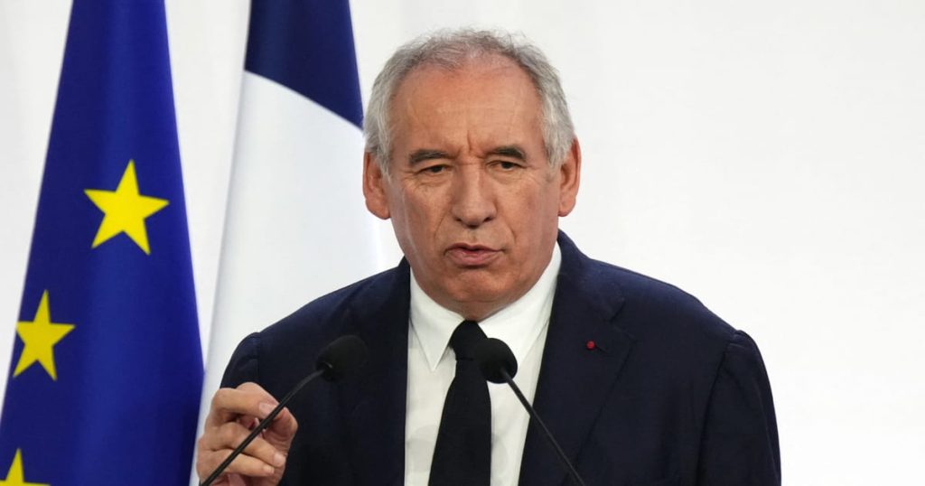 Le Premier ministre français Bayrou pour organiser la confiance des enjeux élevés avant le débat budgétaire