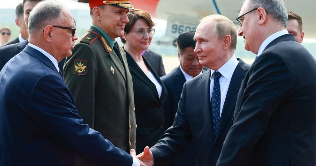 Le Xi de la Chine accueille Poutine et Modi comme Trump rois l'ordre mondial