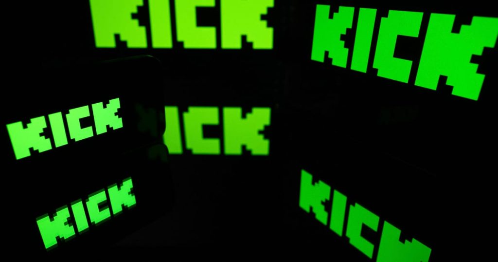 Le ministre numérique français vire les critiques après que l'influenceur décède pendant la livraison en direct