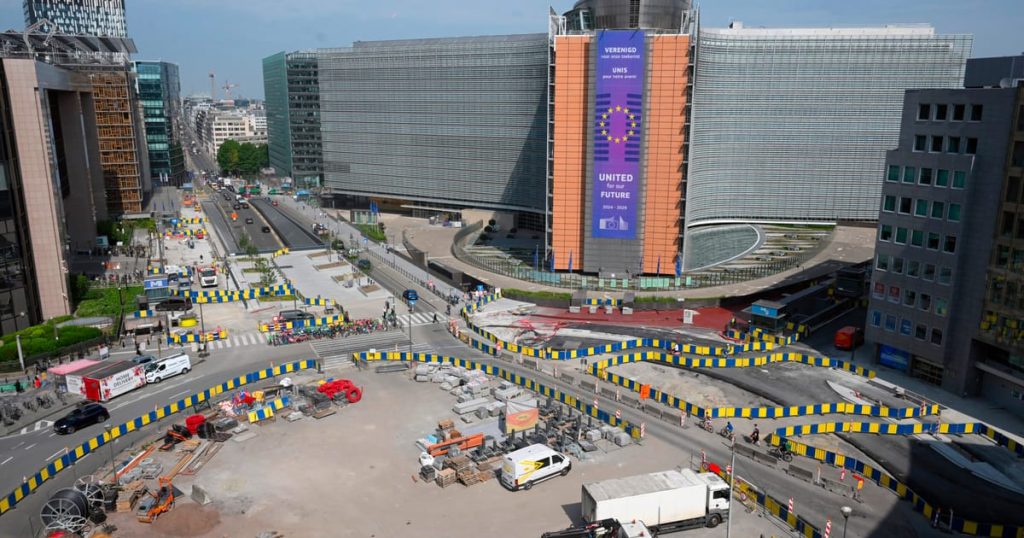 Pas de canopée de rond-point Schuman sans plus d'argent