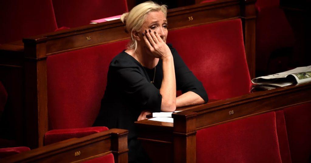 La leçon de la dernière fois que Marine Le Pen a coupé un Premier ministre français