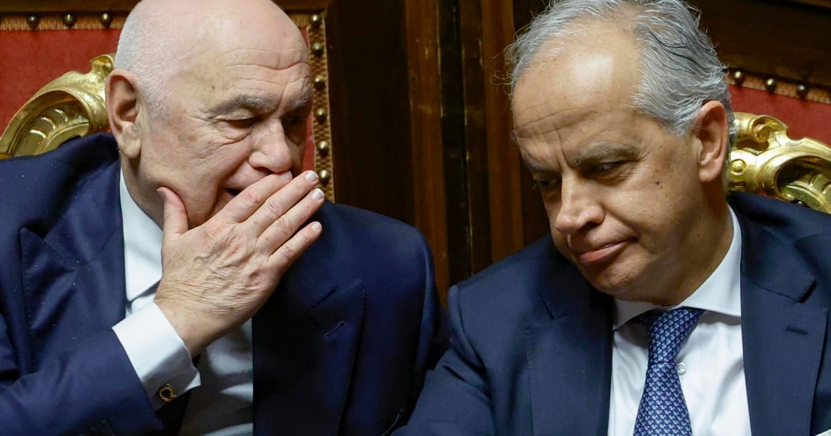 3 hauts responsables du gouvernement italien accusés d'avoir aidé le seigneur de guerre libyen fuir justice