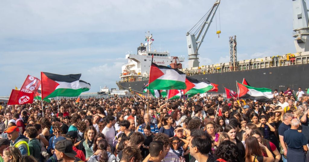 Les dockers en Italie menacent le bloc total du commerce d'Israël