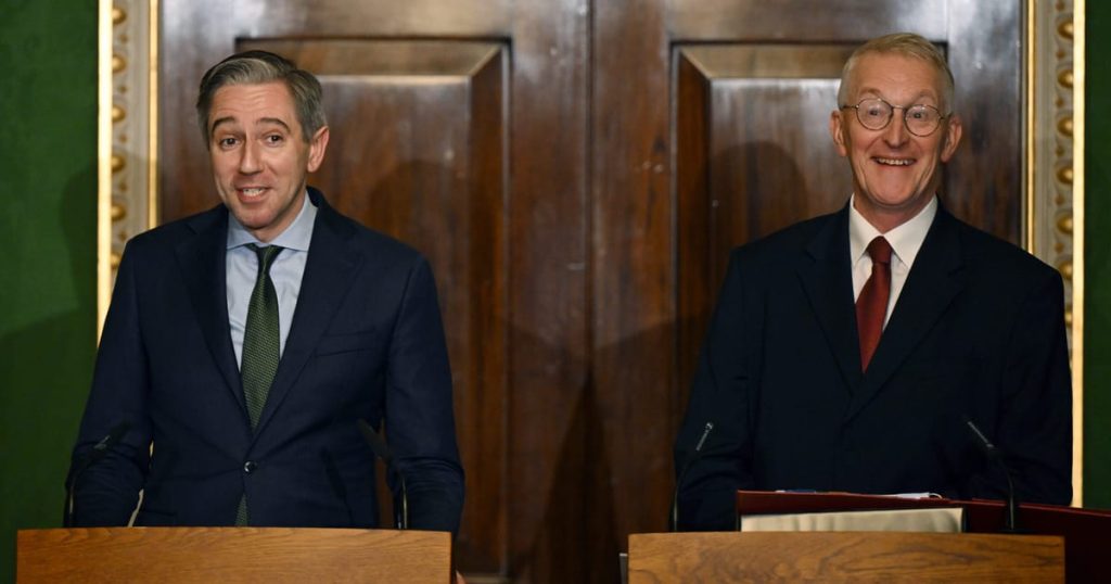 La Grande-Bretagne et l'Irlande s'entendent sur le balayage d'un nouveau plan pour s'adresser au passé sanglant d'Irlande du Nord