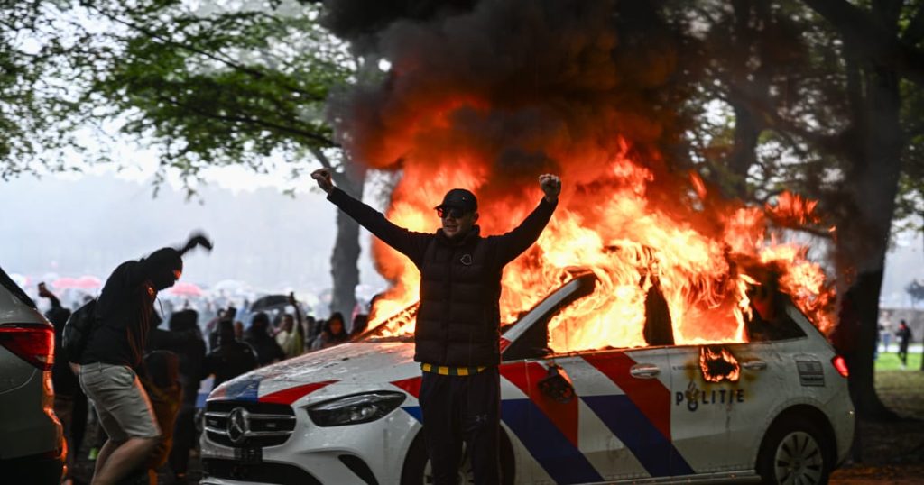 La protestation anti-immigration néerlandaise devient violent