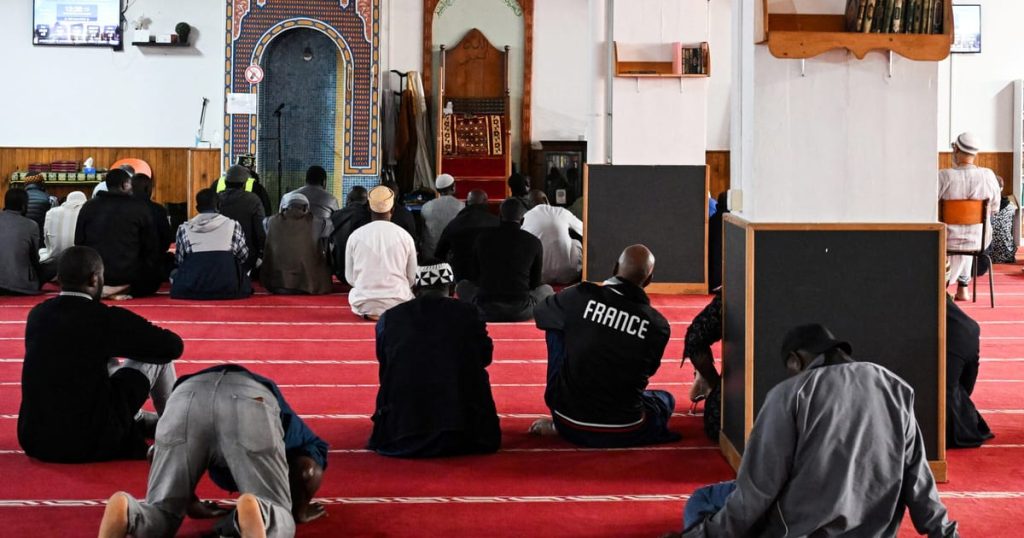 Les procureurs de Paris voient la main étrangère derrière les coups de porc