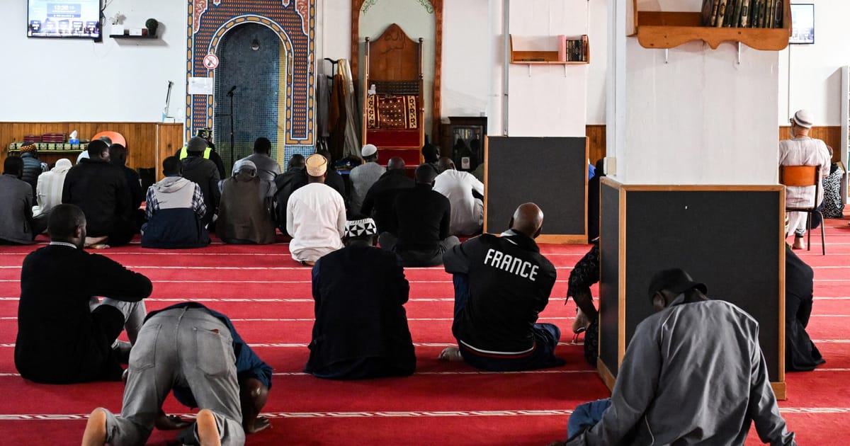 Les procureurs de Paris voient la main étrangère derrière les coups de porc