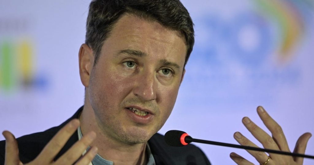 Zucman: Le gouvernement français aurait dû m'écouter sur la taxe sur la richesse