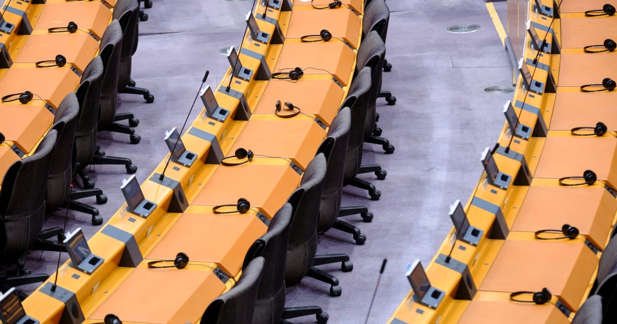 L’UE diffuse du linge sale en public alors que le Parlement combat la Commission devant les tribunaux