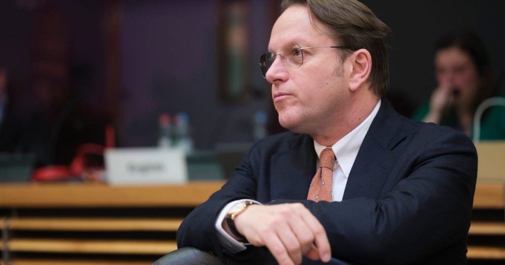 La Commission européenne sous pression suite aux allégations d'espionnage en Hongrie