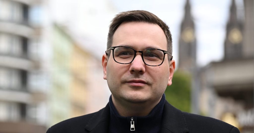 Le ministre tchèque des Affaires étrangères qualifie le vainqueur des élections de Babiš de "marionnette" d'Orbán