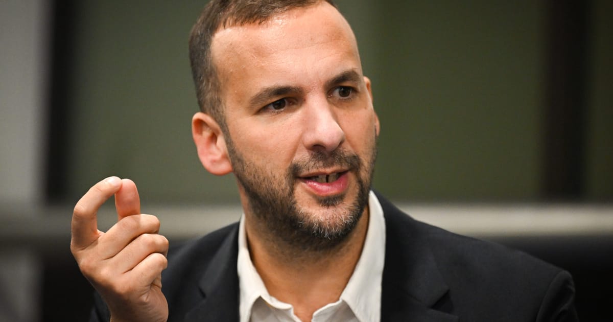 Mettre fin à la libre circulation dans l'UE est un « désastre » pour la Grande-Bretagne, déclare Zack Polanski du Parti vert