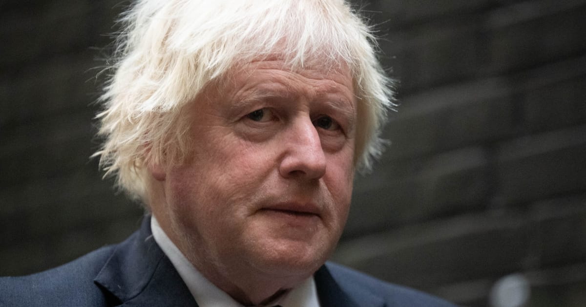 Boris Johnson admet avoir écrit des livres en utilisant ChatGPT