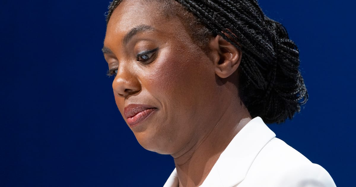 Craignant Farage, les conservateurs britanniques deviennent à part Trump