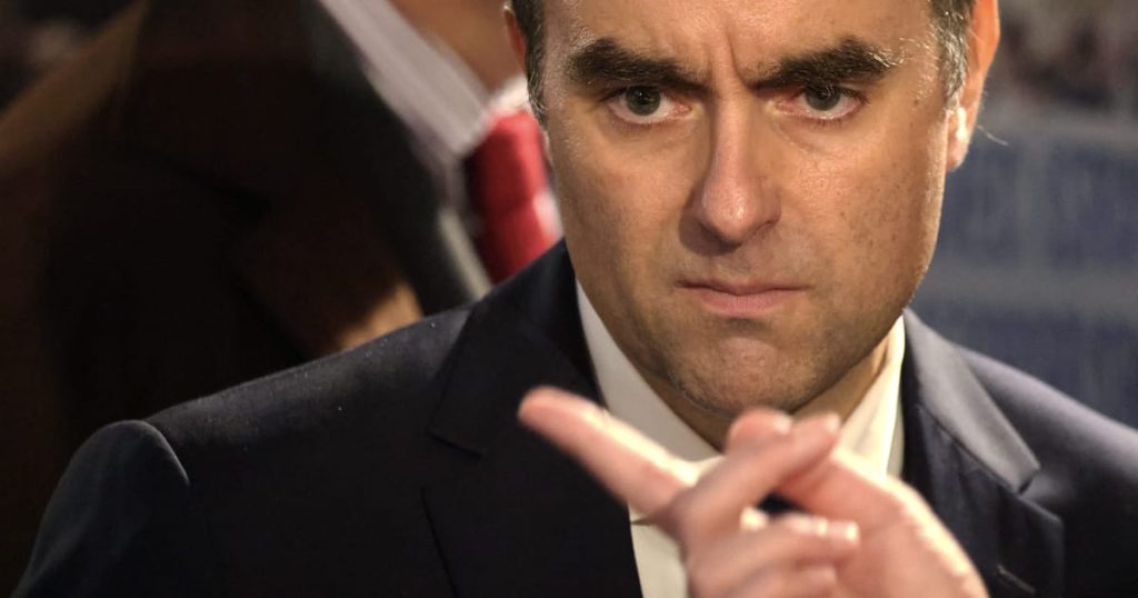 Lecornu nomme un nouveau gouvernement après sa reconduction