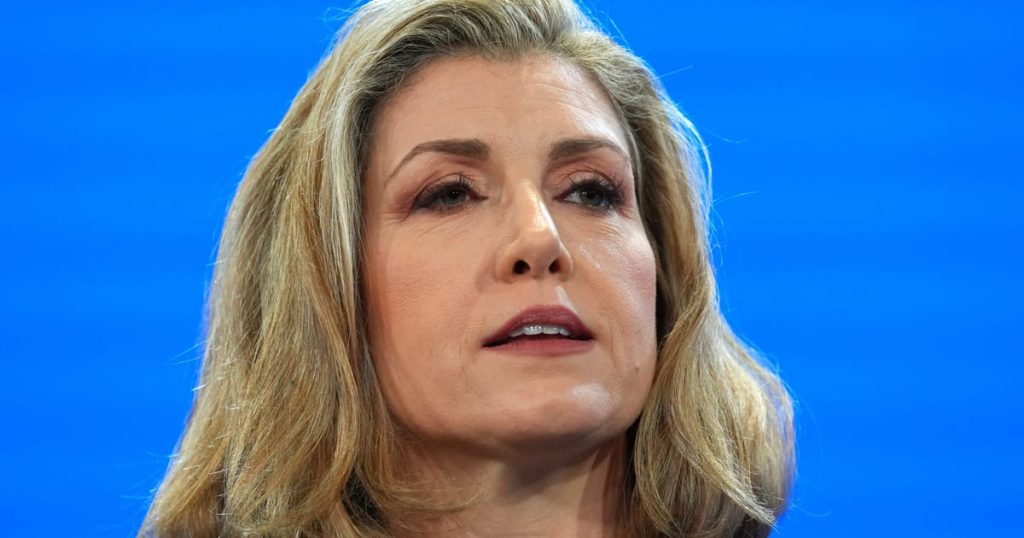 Les conservateurs font demi-tour alors que Penny Mordaunt soutient la Grande-Bretagne qui quitte la CEDH