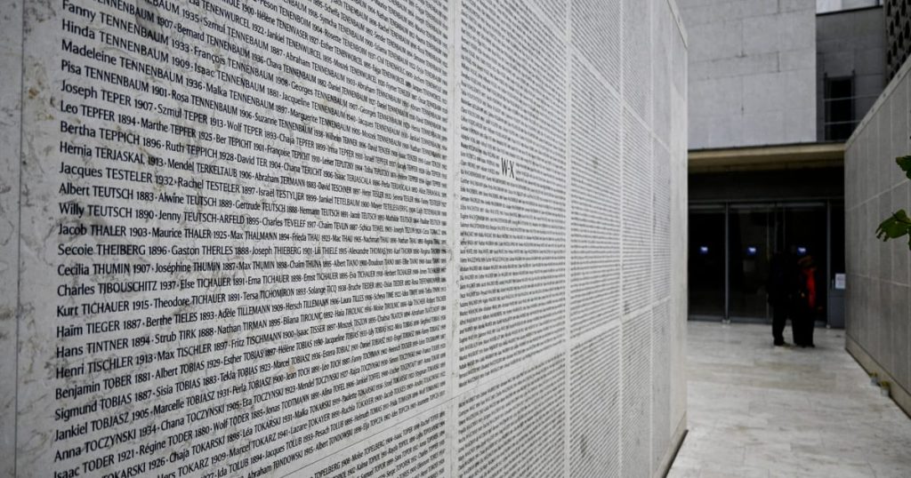 Les juges français dénoncent une « opération coordonnée » étrangère lors du premier procès de mandataires russes présumés