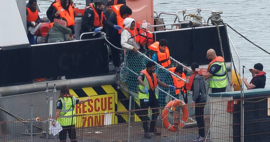 Les ministres s’apprêtent à s’attaquer aux centres de retour des migrants et aux pouvoirs d’expulsion transfrontaliers