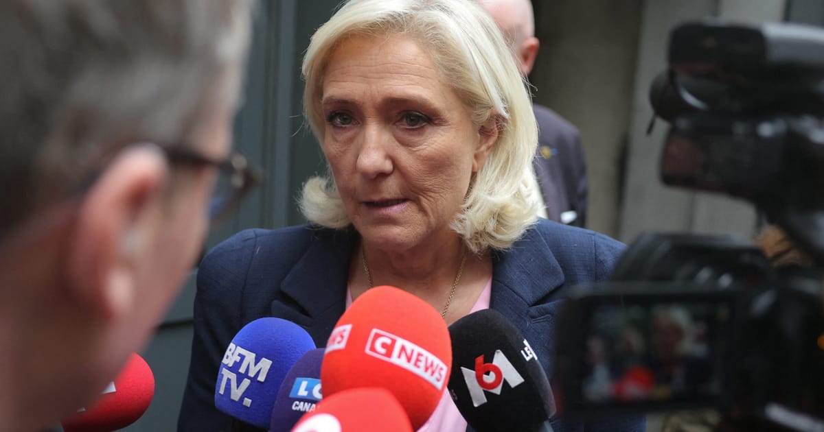 Marine Le Pen sent le sang car Macron manque d'options
