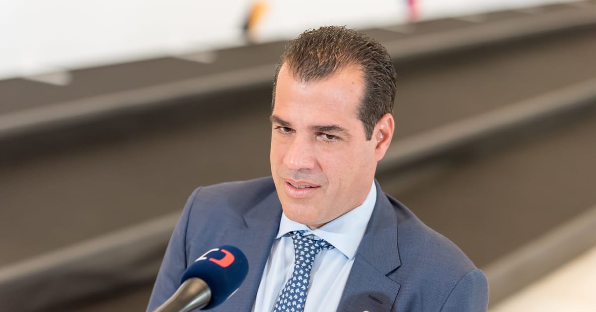 Berlin et Athènes vont construire des centres de retour des migrants en Afrique, déclare le ministre grec