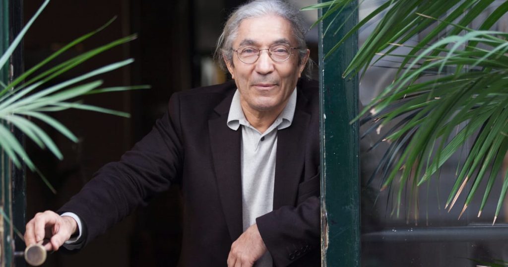 L’Algérie gracie un écrivain emprisonné après une affaire qui a suscité l’indignation de la France