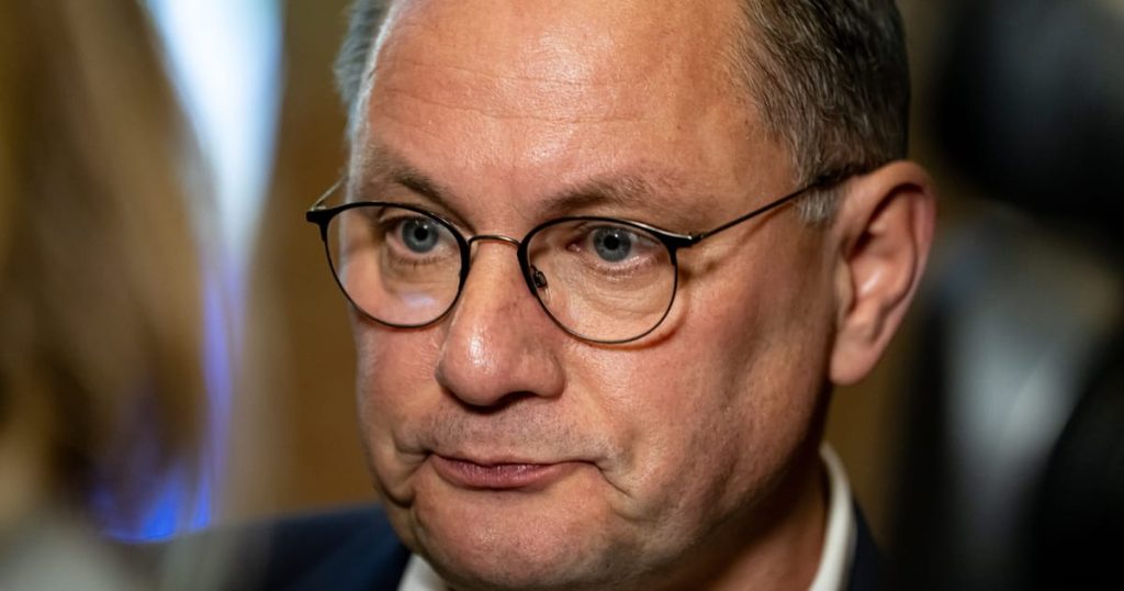 Le leader de l'AfD affirme que Poutine ne représente aucune menace pour l'Allemagne et met en garde plutôt que la Pologne