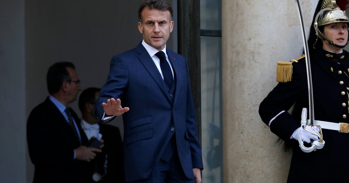 Macron mécontent de certaines concessions budgétaires mais "le compromis est indispensable"