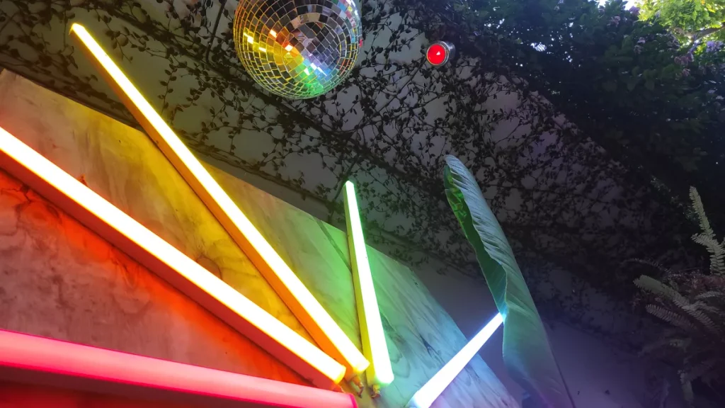 Comment s’épanouir en tant que nomade numérique LGBTQ+ – et où trouver des lieux accueillants