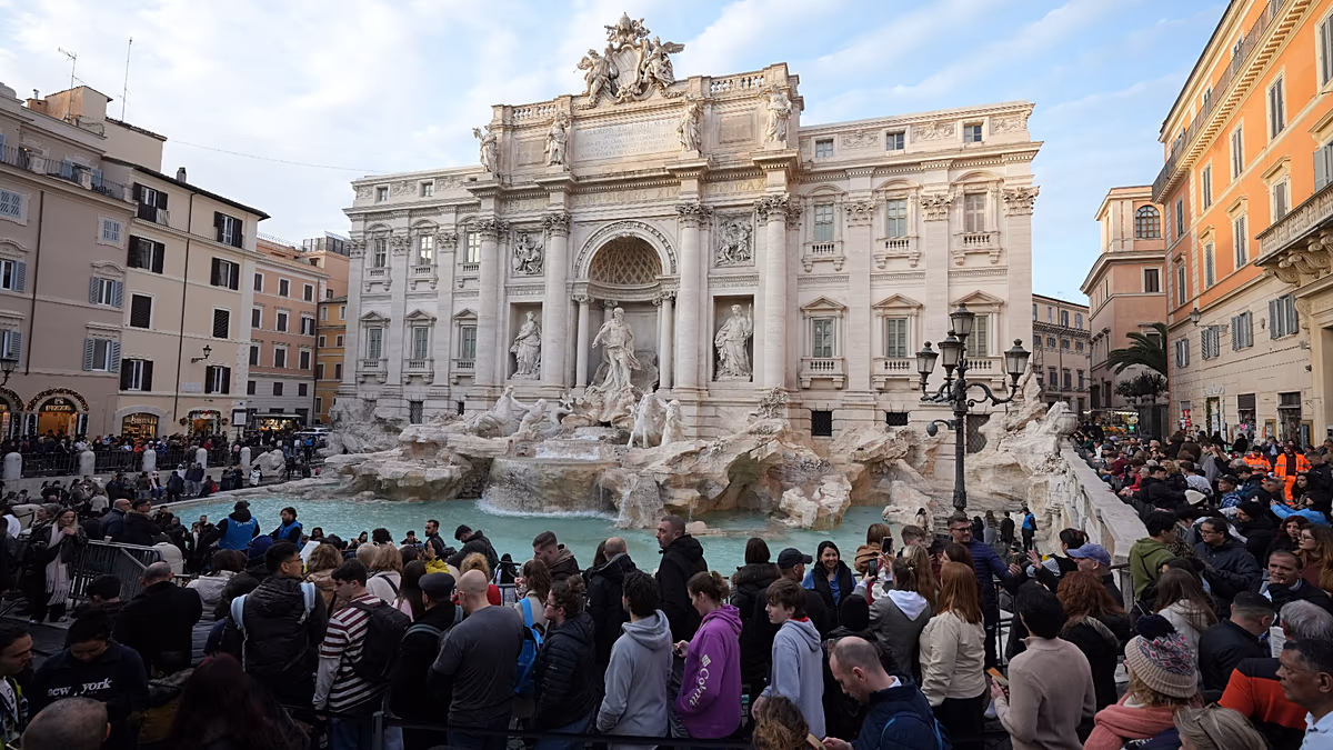 L'année prochaine, les touristes romains devront payer pour s'approcher de la fontaine de Trevi