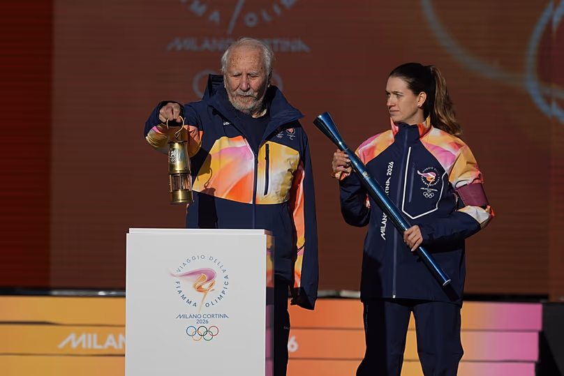 Giancarlo Peris allume le brasier du Stadio dei Marmi