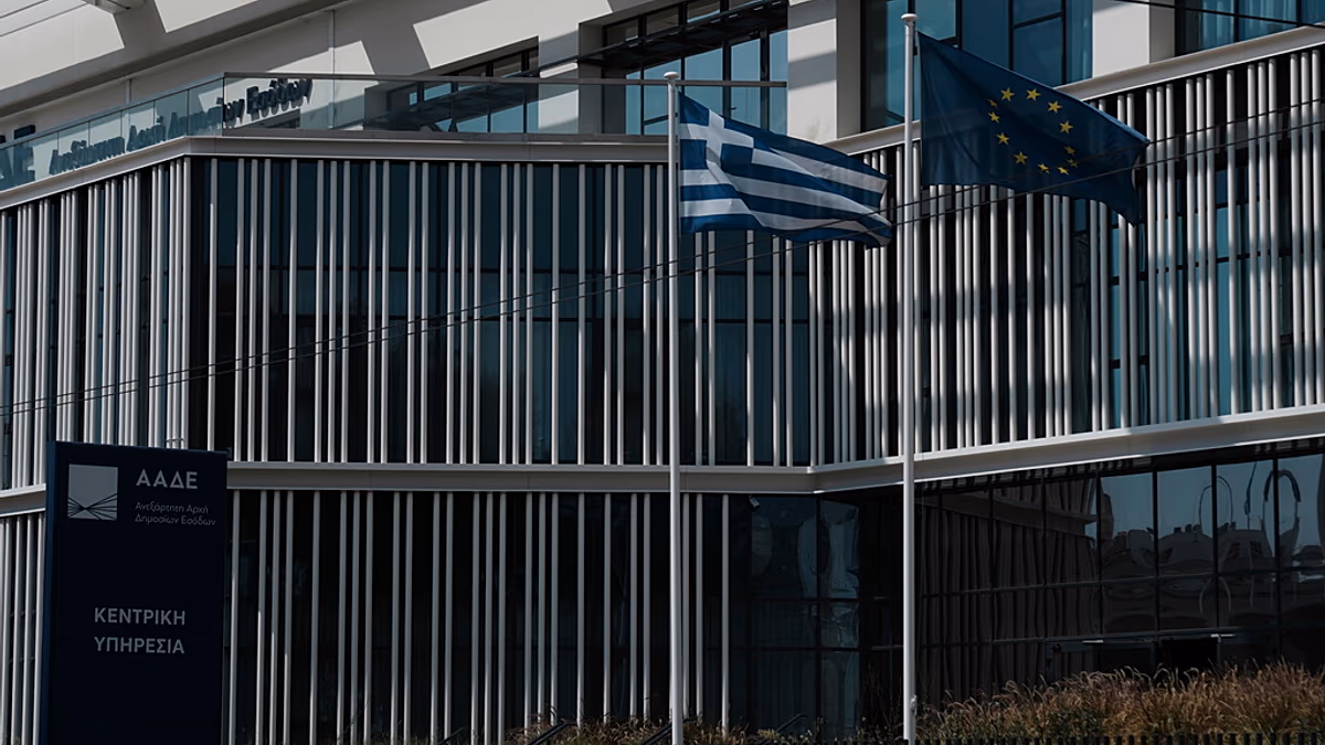 La Grèce introduit des réductions d'impôts pour 2026 destinées aux familles et aux jeunes travailleurs