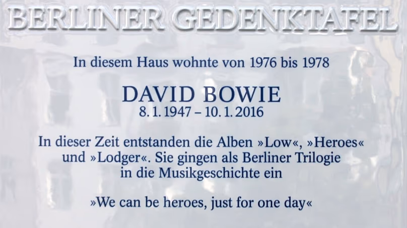 La plaque à l'extérieur de la Hauptstraße 155