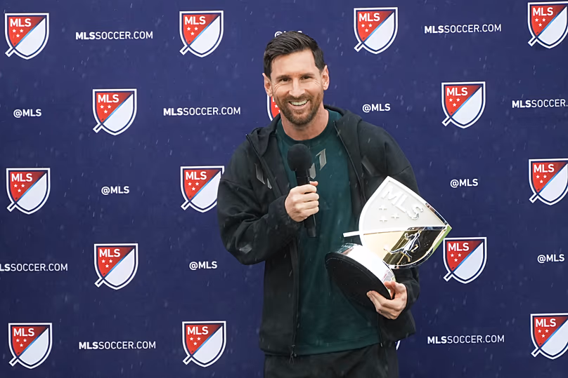 L'attaquant de l'Inter Miami Lionel Messi s'exprime après avoir reçu le prix MLS MVP à Fort Lauderdale, le 9 décembre 2025.