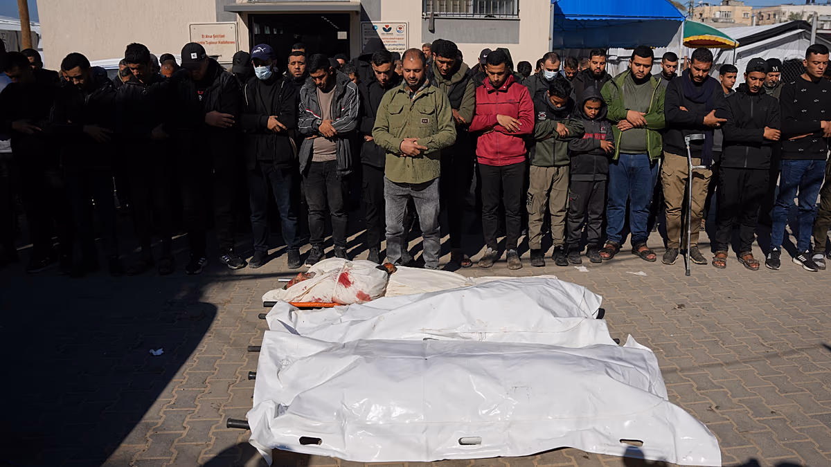 Une frappe aérienne israélienne à Gaza tue le commandant du Hamas et quatre autres personnes