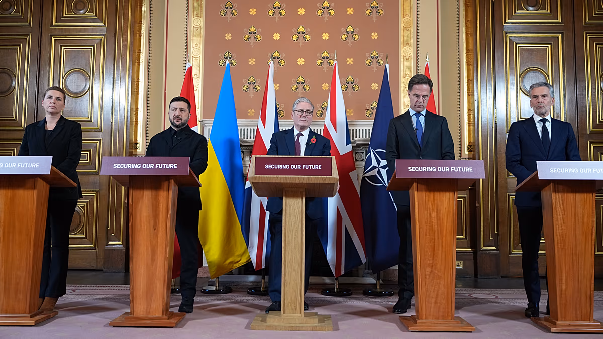 Von der Leyen fait pression en faveur de l'adhésion de l'Ukraine à l'UE alors que la Russie fait dérailler les négociations en affirmant une attaque