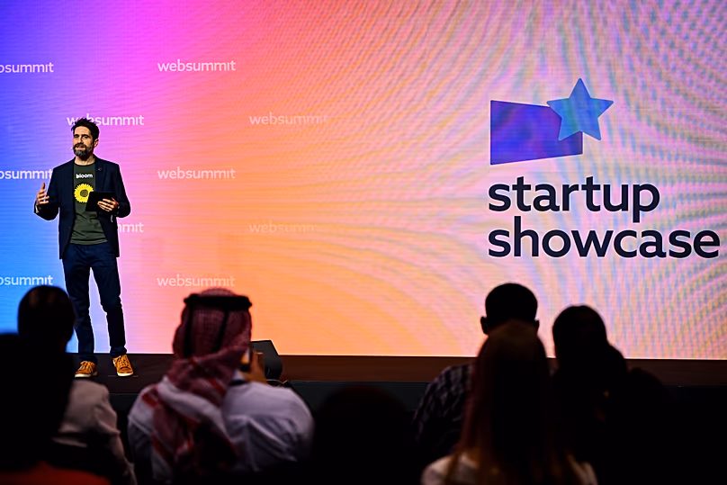 Sur scène au Web Summit Qatar 2026