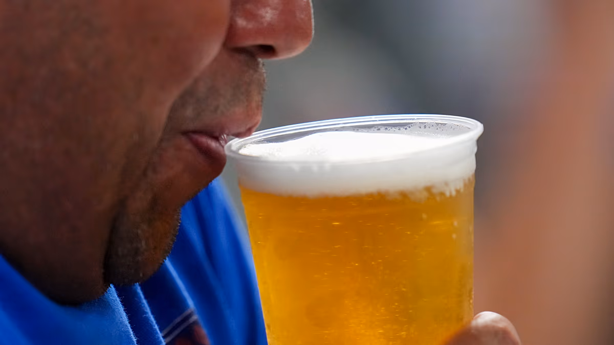 Heineken va supprimer jusqu'à 6 000 emplois alors que la demande de bière s'affaiblit