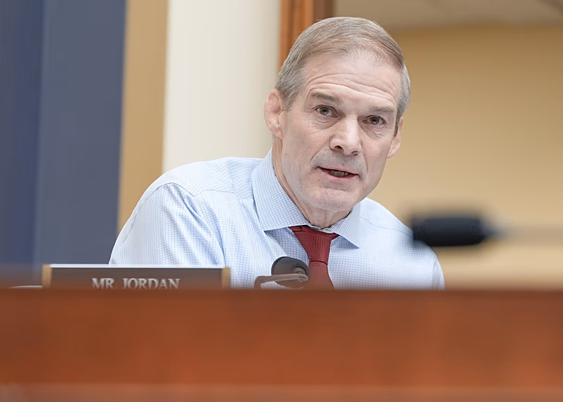 Le représentant Jim Jordan, R-Ohio, pose des questions lors d'une audience du sous-comité judiciaire de la Chambre sur l'abus de fonds publics à Capitol Hill, le mercredi 21 janvier 2026, à Washington.