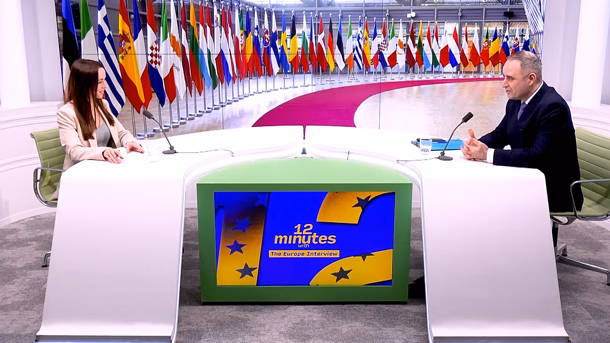 Le ministre roumain des Finances soutient les euro-obligations et le « Made in Europe » dans le cadre d'une campagne de compétitivité