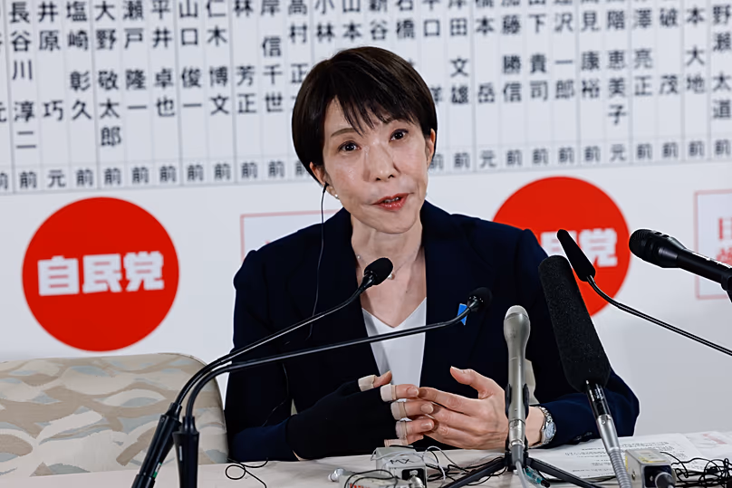 Le Premier ministre japonais et président du PLD au pouvoir, Sanae Takaichi, s'exprime lors d'un entretien au siège du PLD, le dimanche 8 février 2026.