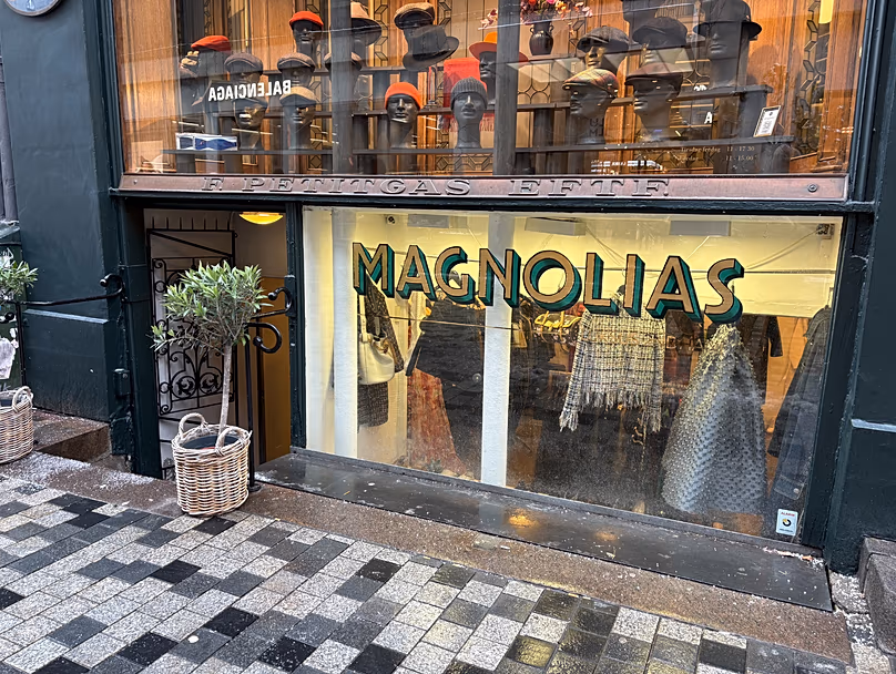 L'endroit idéal pour les femmes qui apprécient la légèreté, l'aisance naturelle et la mode sans prétention.