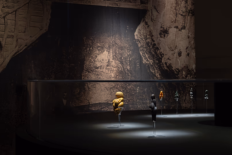 Vue générale de l'exposition Jeff Koons : 'Vénus' Lespugue