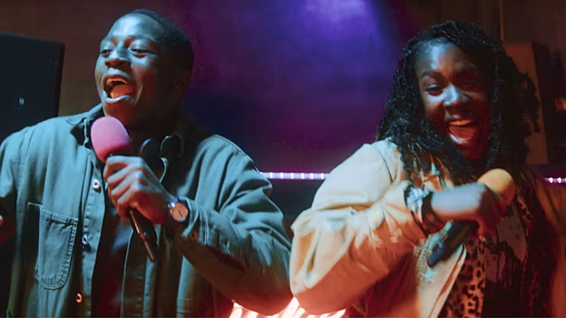 David Jonsson et Vivian Oparah dans