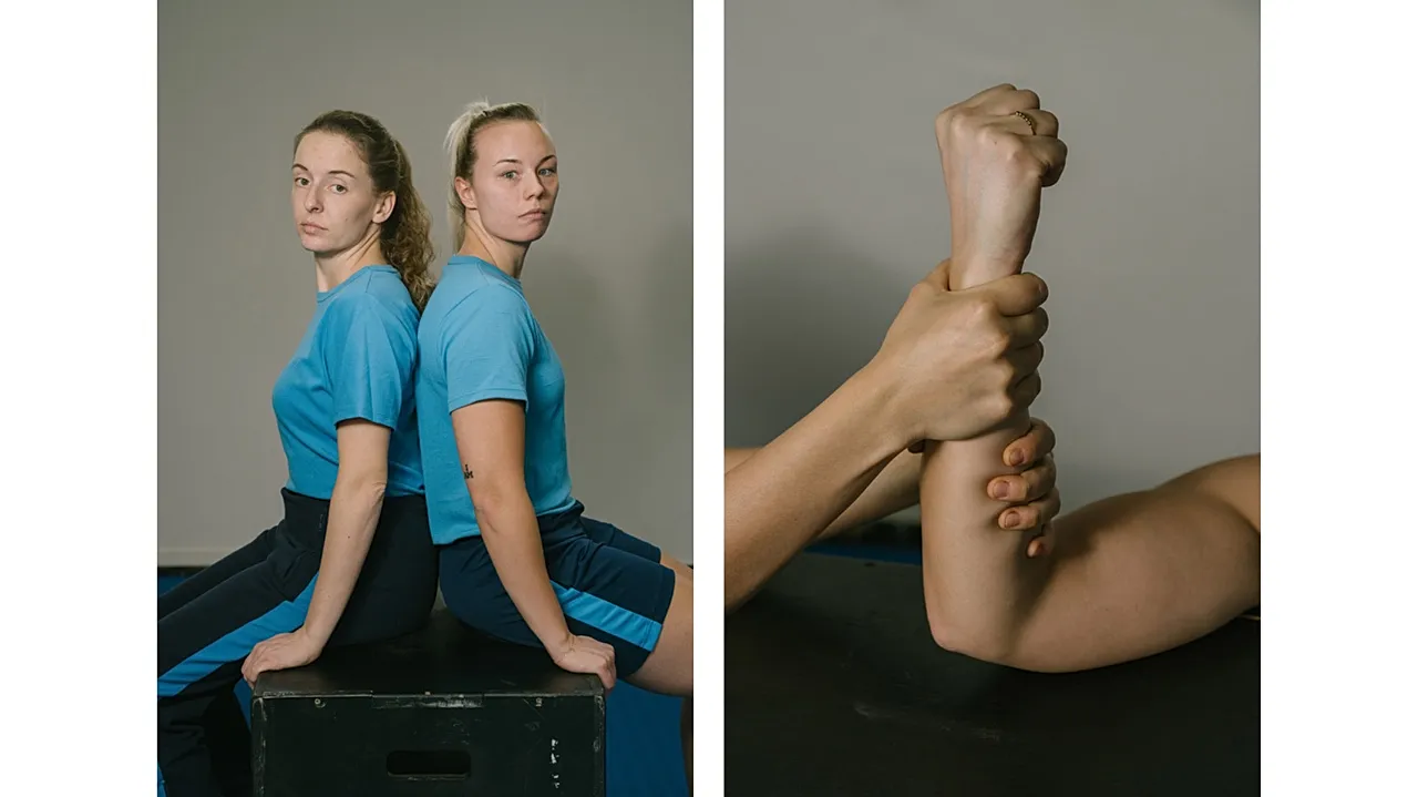 Photographies de la série « Stillgestanden » de la gagnante Teresa Halbreiter.