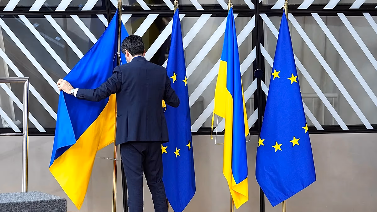 L'Ukraine ouvre "officieusement" les six groupes dans sa candidature à l'adhésion à l'UE, mais son veto reste
