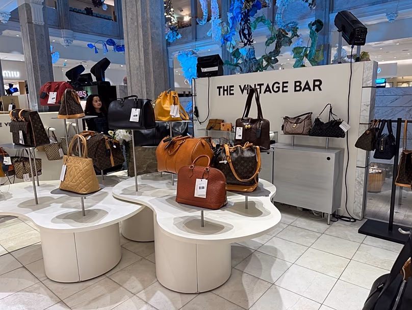 Le Vintage Bar prouve que le luxe peut avoir une seconde vie.